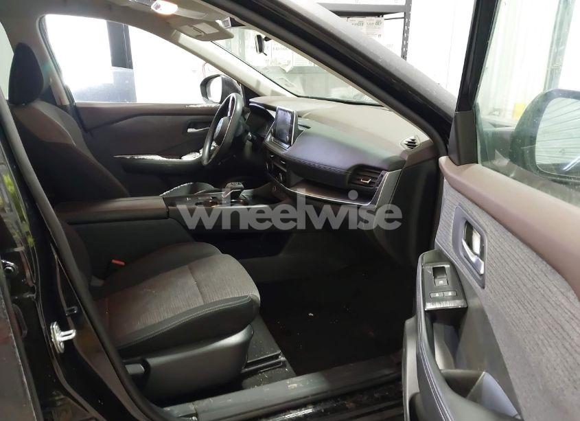 Photo 5 of 2023 Nissan Rogue SV FWD (VIN 5N1BT3BA6PC780226)