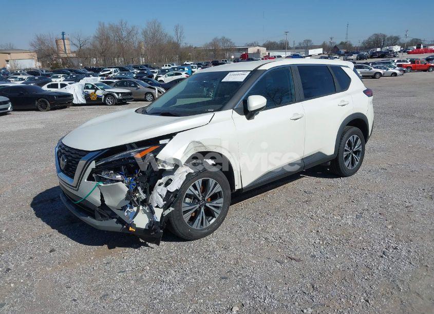 Photo 2 of 2023 Nissan Rogue SV FWD (VIN 5N1BT3BA6PC786267)