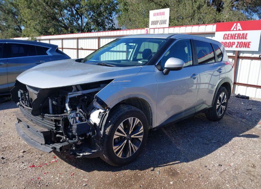 Photo 2 of 2023 Nissan Rogue SV FWD (VIN 5N1BT3BA6PC836679)