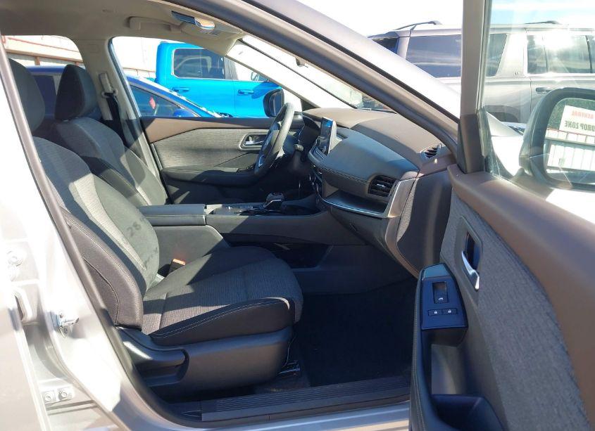 Photo 5 of 2023 Nissan Rogue SV FWD (VIN 5N1BT3BA6PC836679)