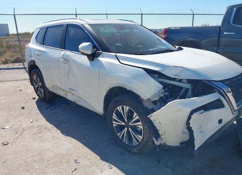 Photo 6 of 2023 Nissan Rogue SV FWD (VIN 5N1BT3BA6PC843597)