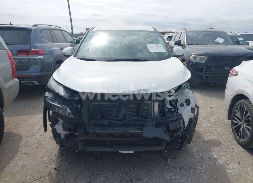 Photo 13 of 2023 Nissan Rogue SV FWD (VIN 5N1BT3BA6PC843647)