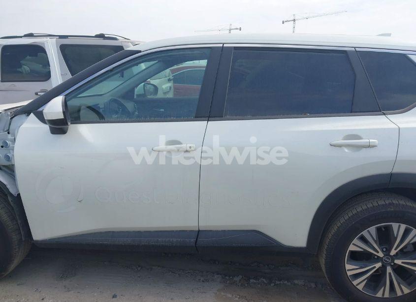 Photo 15 of 2023 Nissan Rogue SV FWD (VIN 5N1BT3BA6PC843647)