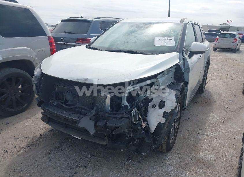 Photo 2 of 2023 Nissan Rogue SV FWD (VIN 5N1BT3BA6PC843647)