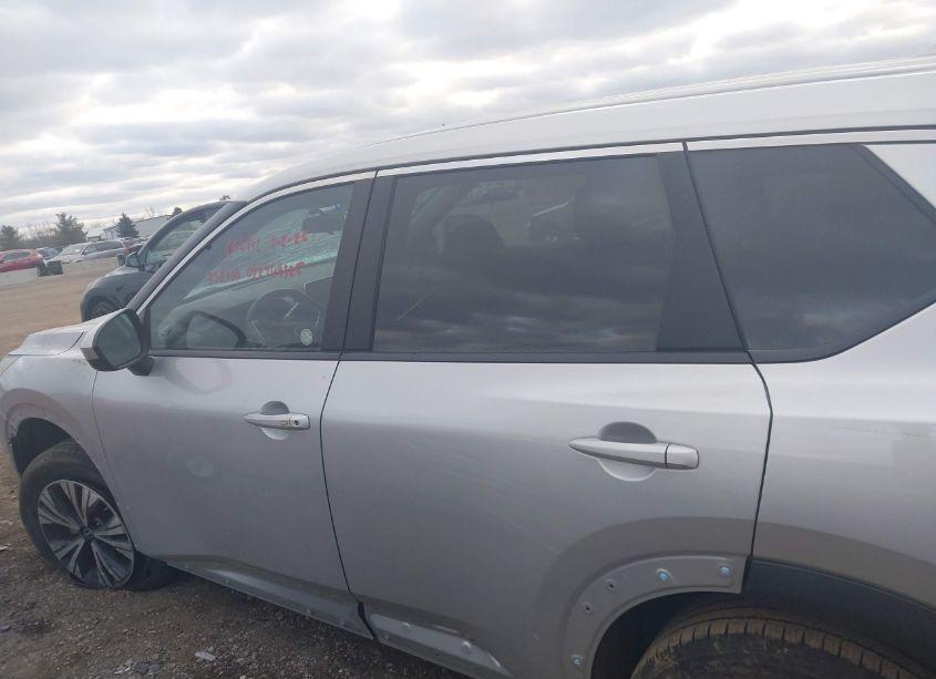 Photo 14 of 2023 Nissan Rogue SV FWD (VIN 5N1BT3BA6PC853563)