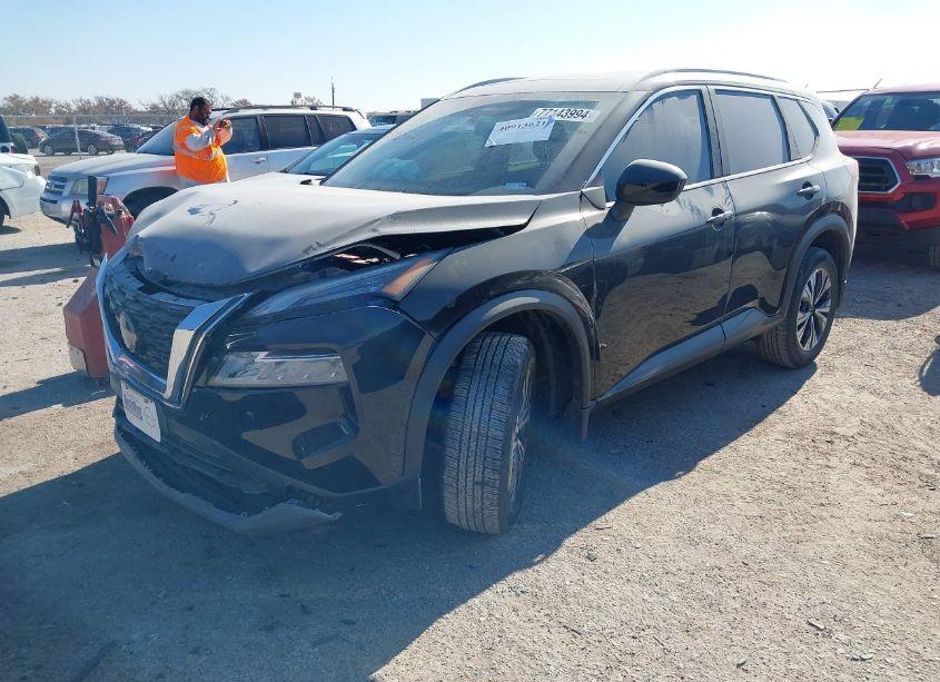 Photo 2 of 2023 Nissan Rogue SV FWD (VIN 5N1BT3BA6PC874185)