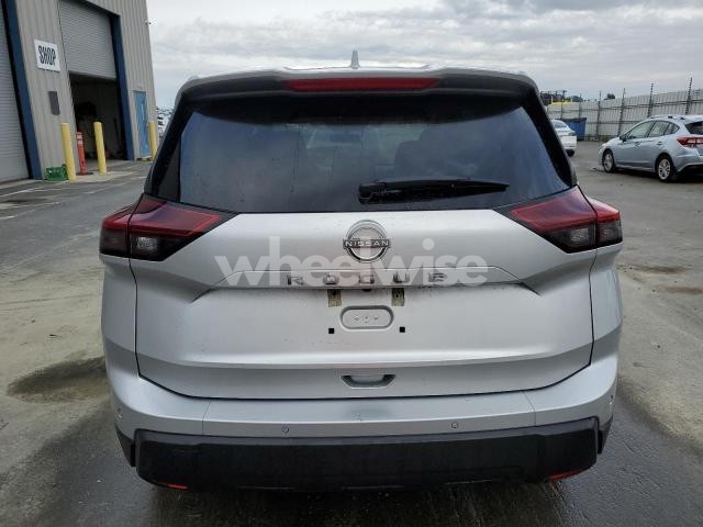 Photo 2 of 2025 NISSAN ROGUE SV (VIN 5N1BT3BA6SC808048)