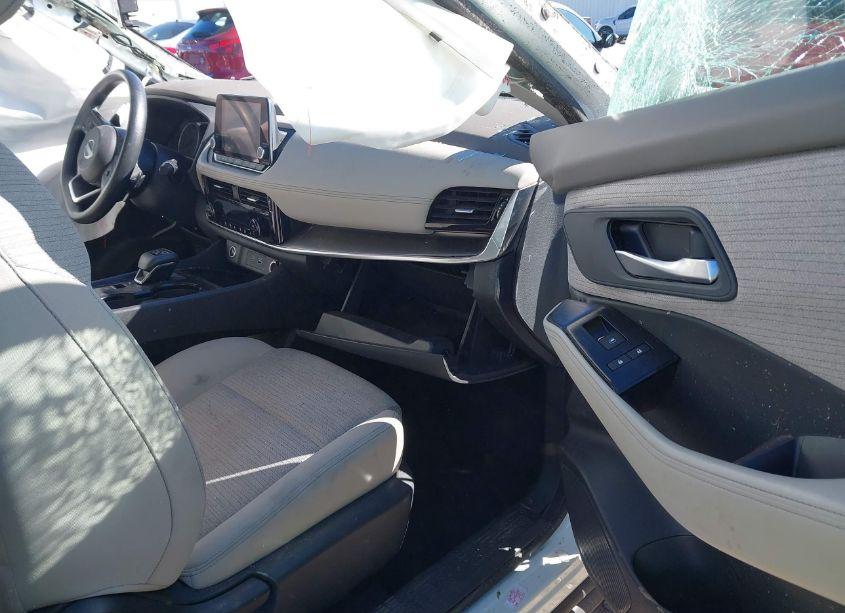 Photo 5 of 2022 Nissan Rogue SV FWD (VIN 5N1BT3BA7NC729332)