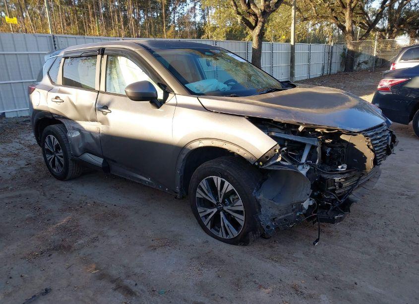 2023 Nissan Rogue SV FWD (VIN 5N1BT3BA7PC796404) main photo