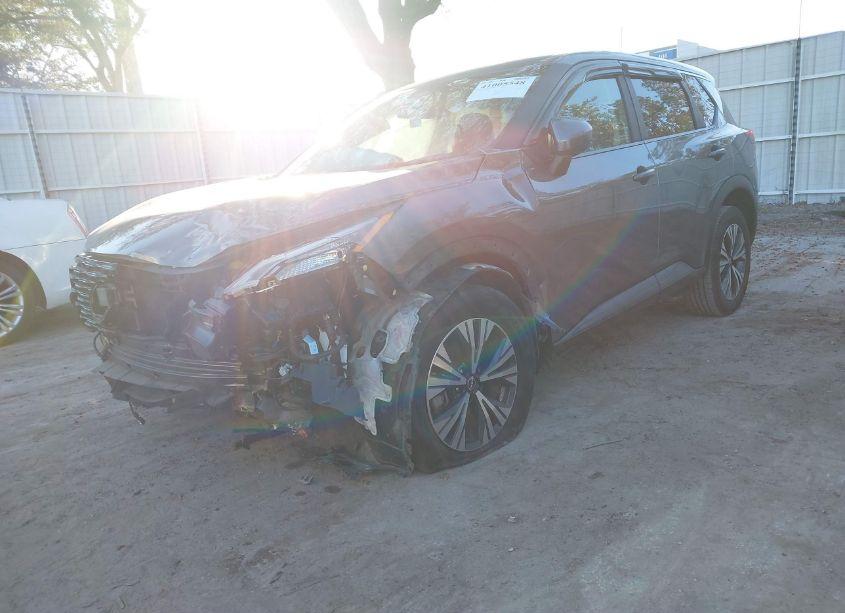 Photo 2 of 2023 Nissan Rogue SV FWD (VIN 5N1BT3BA7PC796404)