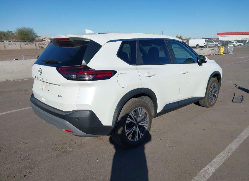 Photo 4 of 2023 Nissan Rogue SV FWD (VIN 5N1BT3BA7PC926195)