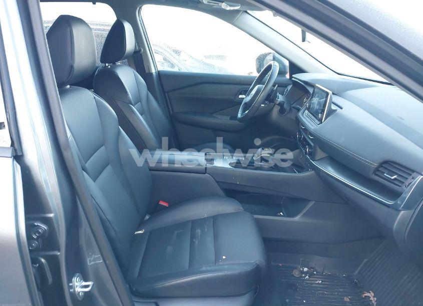 Photo 5 of 2024 Nissan Rogue SV FWD (VIN 5N1BT3BA7RC680543)