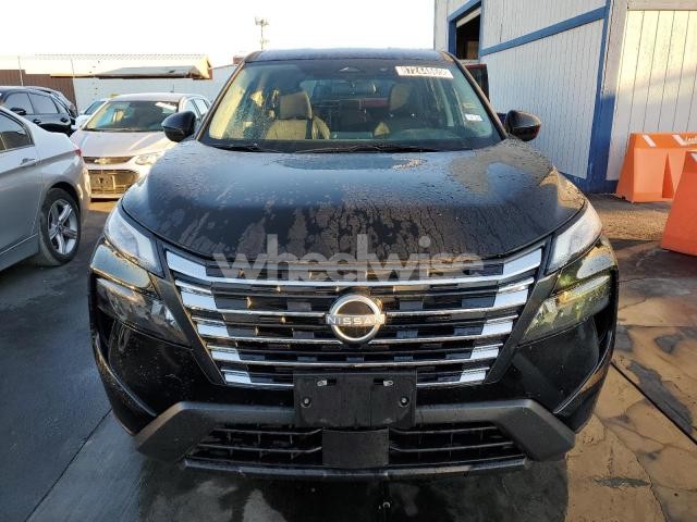 Photo 4 of 2025 NISSAN ROGUE SV (VIN 5N1BT3BA7SC808432)