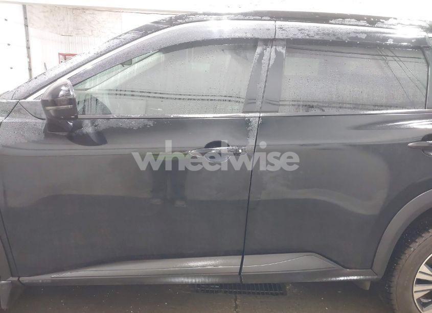 Photo 14 of 2022 Nissan Rogue SV FWD (VIN 5N1BT3BA8NC695613)