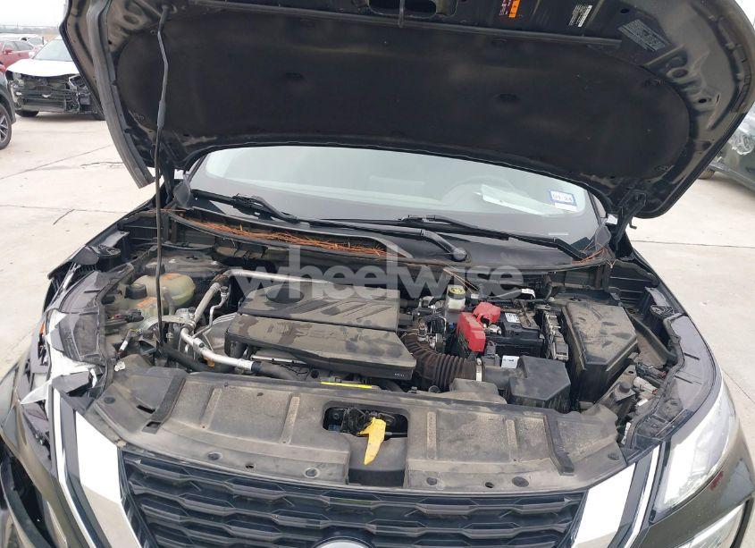 Photo 10 of 2022 Nissan Rogue SV FWD (VIN 5N1BT3BA8NC698317)