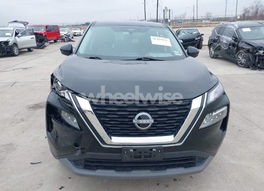 Photo 11 of 2022 Nissan Rogue SV FWD (VIN 5N1BT3BA8NC698317)