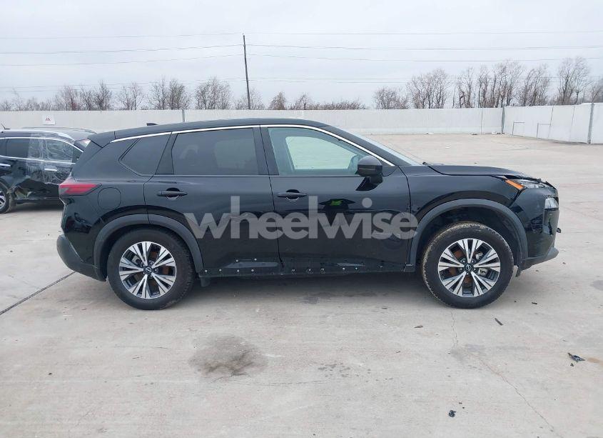 Photo 12 of 2022 Nissan Rogue SV FWD (VIN 5N1BT3BA8NC698317)