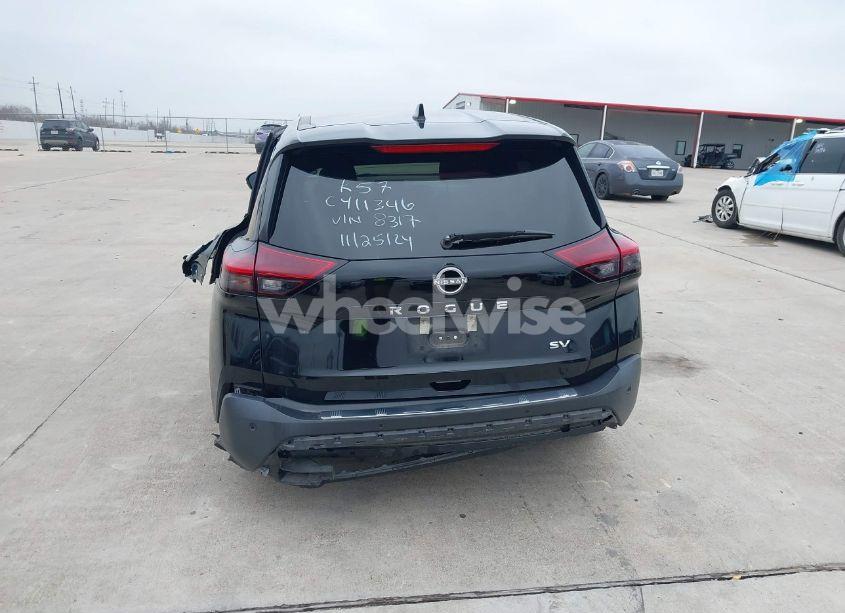 Photo 15 of 2022 Nissan Rogue SV FWD (VIN 5N1BT3BA8NC698317)
