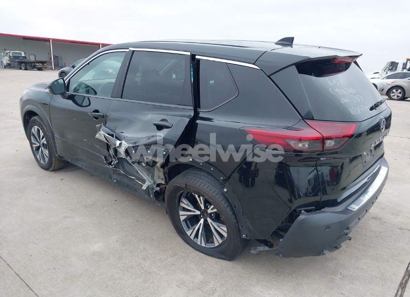 Photo 3 of 2022 Nissan Rogue SV FWD (VIN 5N1BT3BA8NC698317)