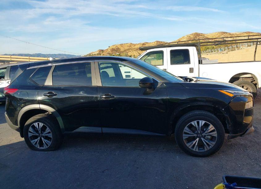 Photo 13 of 2023 Nissan Rogue SV FWD (VIN 5N1BT3BA8PC746594)