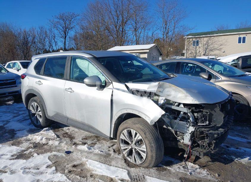 2023 Nissan Rogue SV FWD (VIN 5N1BT3BA8PC773276) main photo