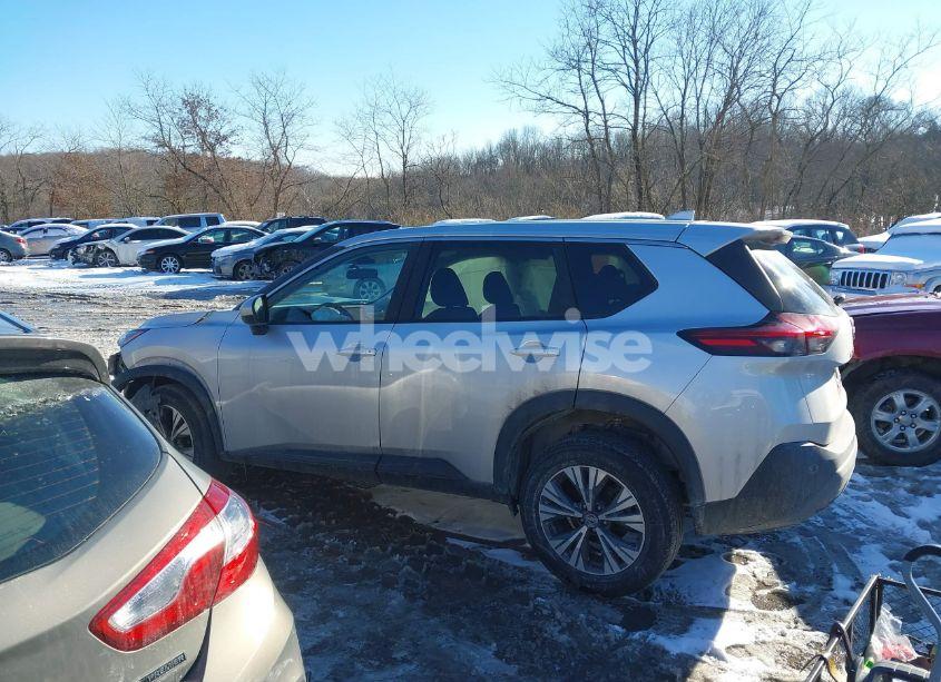 Photo 15 of 2023 Nissan Rogue SV FWD (VIN 5N1BT3BA8PC773276)