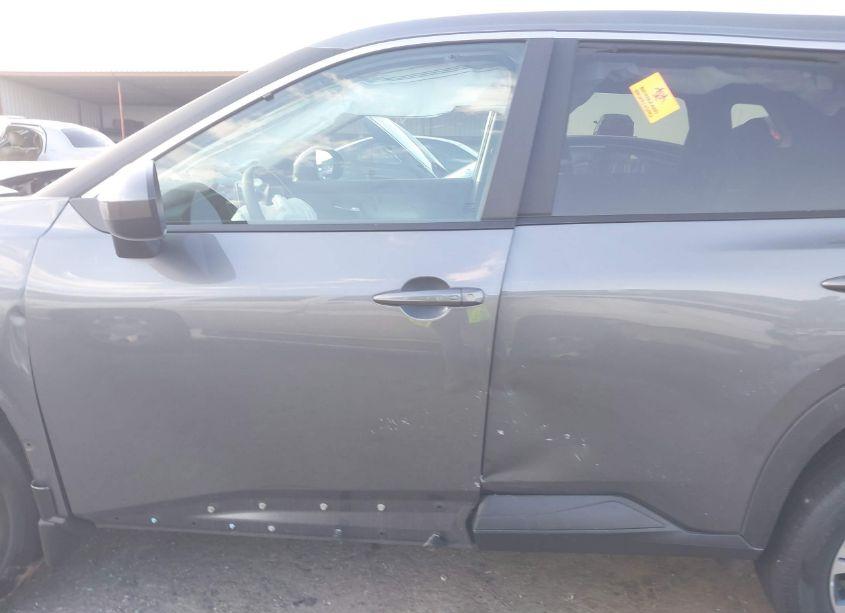 Photo 14 of 2023 Nissan Rogue SV FWD (VIN 5N1BT3BA8PC865424)