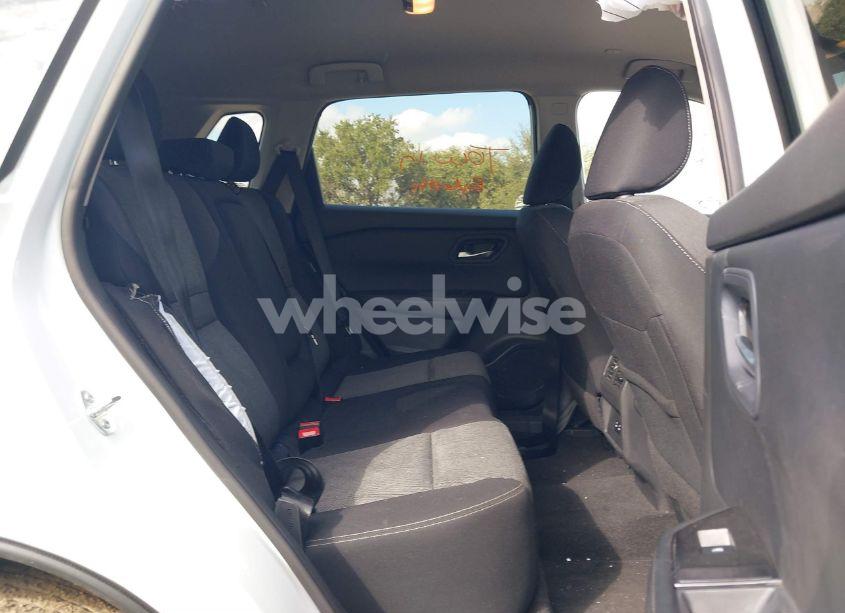 Photo 8 of 2024 Nissan Rogue SV FWD (VIN 5N1BT3BA8RC677716)