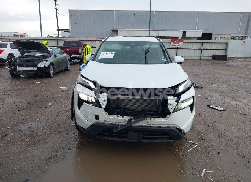 Photo 13 of 2024 Nissan Rogue SV FWD (VIN 5N1BT3BA8RC704865)