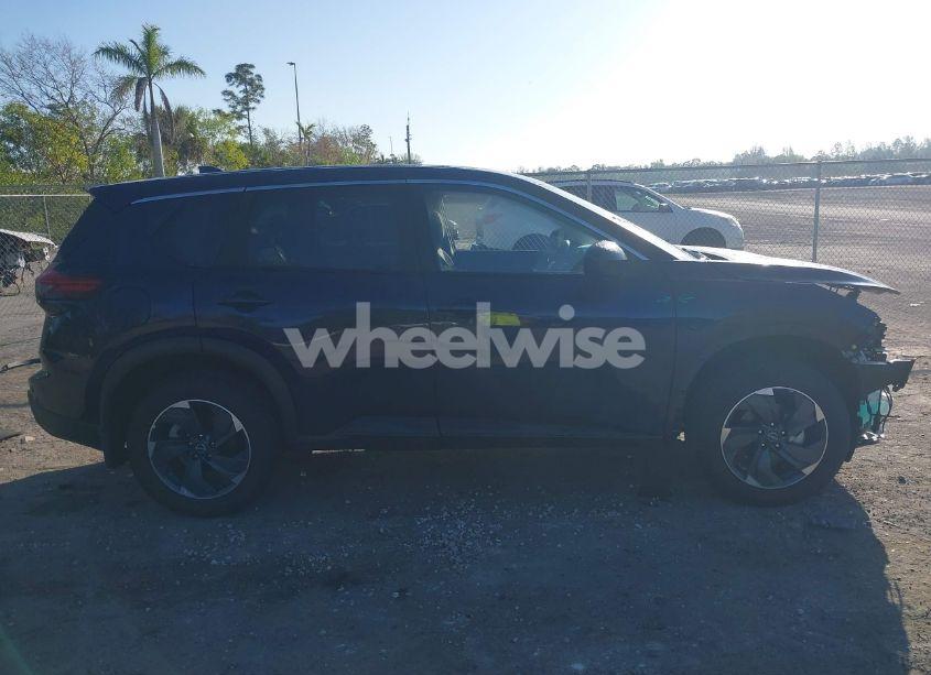 Photo 14 of 2025 Nissan Rogue SV FWD (VIN 5N1BT3BA8SC671808)