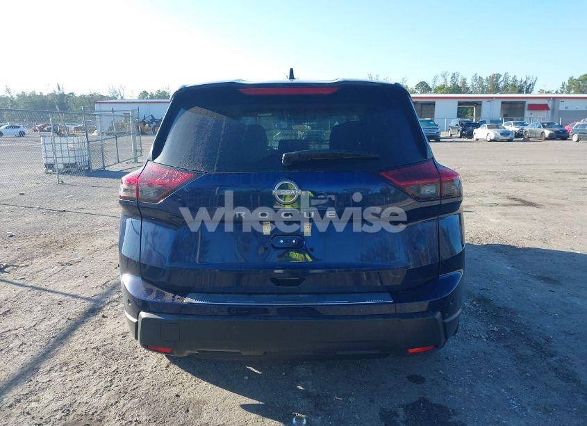 Photo 17 of 2025 Nissan Rogue SV FWD (VIN 5N1BT3BA8SC671808)