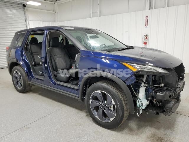Photo 4 of 2025 NISSAN ROGUE SV (VIN 5N1BT3BA8SC814675)