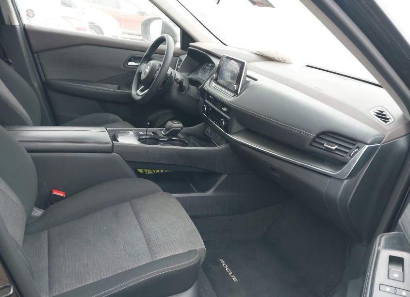 Photo 5 of 2023 Nissan Rogue SV FWD (VIN 5N1BT3BA9PC903162)