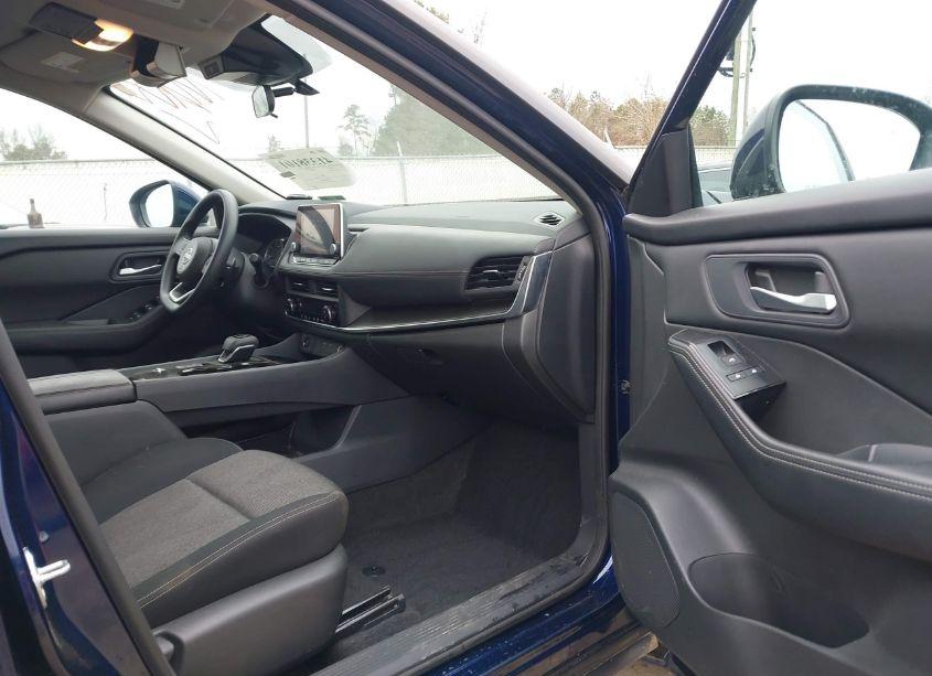 Photo 5 of 2024 Nissan Rogue SV FWD (VIN 5N1BT3BA9RC706074)