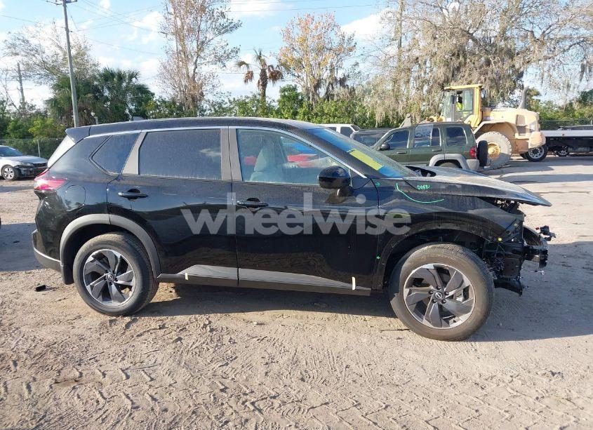 Photo 14 of 2024 Nissan Rogue SV FWD (VIN 5N1BT3BA9RC735509)