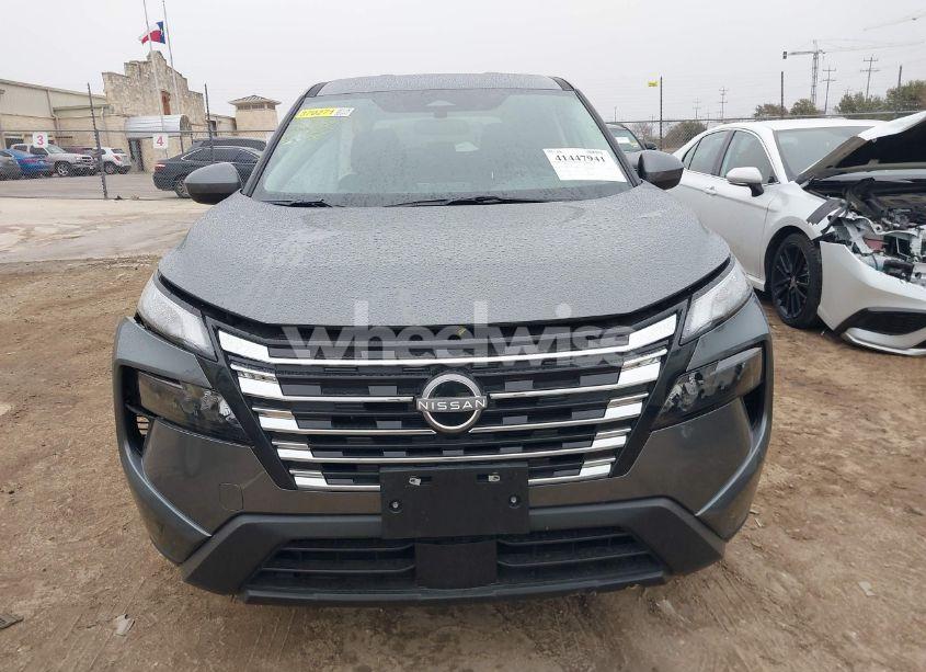 Photo 12 of 2025 Nissan Rogue SV FWD (VIN 5N1BT3BA9SC798597)