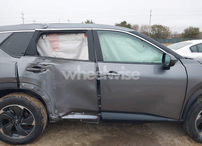 Photo 13 of 2025 Nissan Rogue SV FWD (VIN 5N1BT3BA9SC798597)