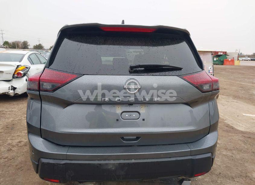 Photo 16 of 2025 Nissan Rogue SV FWD (VIN 5N1BT3BA9SC798597)