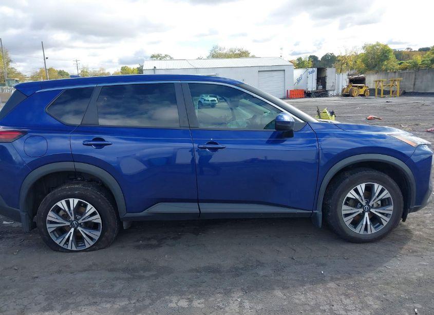 Photo 13 of 2022 Nissan Rogue SV FWD (VIN 5N1BT3BAXNC674679)