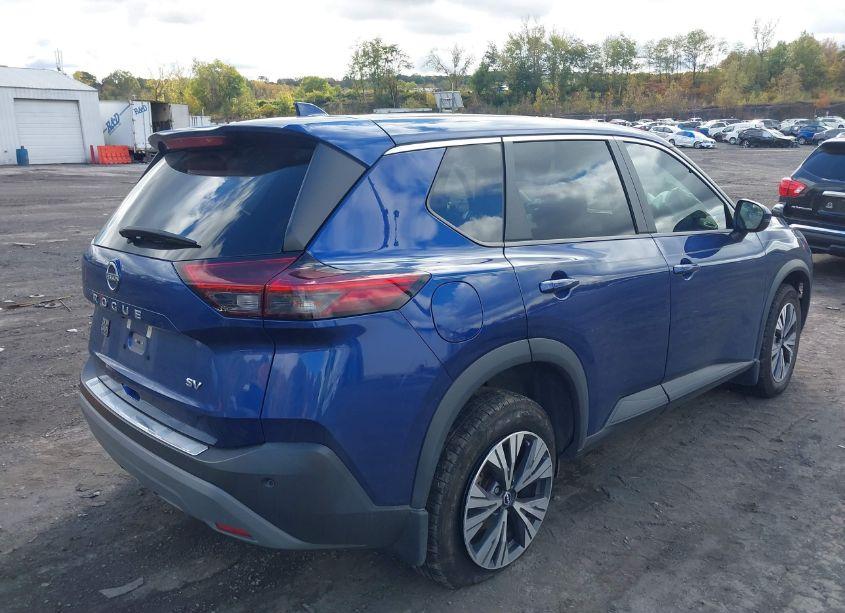 Photo 4 of 2022 Nissan Rogue SV FWD (VIN 5N1BT3BAXNC674679)