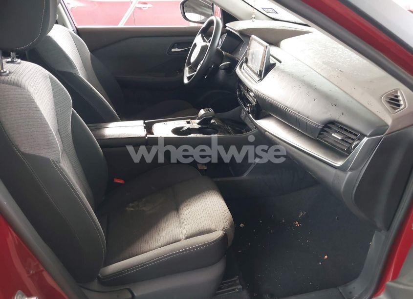 Photo 5 of 2023 Nissan Rogue SV FWD (VIN 5N1BT3BAXPC671932)