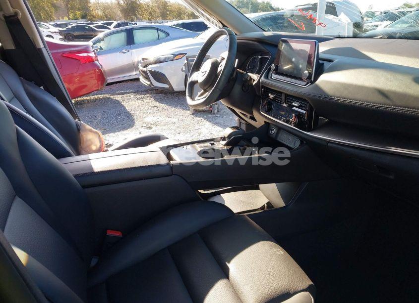 Photo 5 of 2023 Nissan Rogue SV FWD (VIN 5N1BT3BAXPC673521)