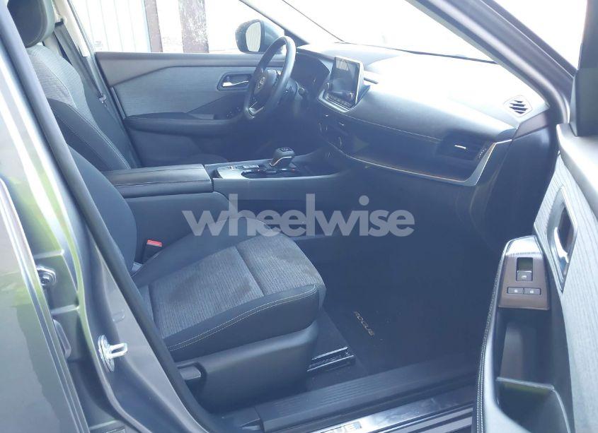 Photo 5 of 2023 Nissan Rogue SV FWD (VIN 5N1BT3BAXPC761792)