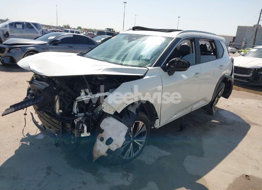 Photo 2 of 2023 Nissan Rogue SV FWD (VIN 5N1BT3BAXPC847913)