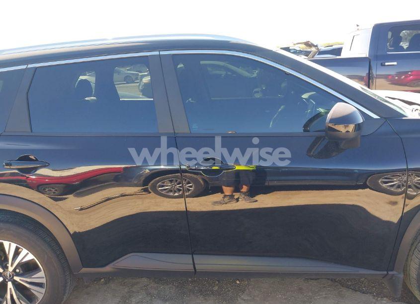 Photo 14 of 2023 Nissan Rogue SV FWD (VIN 5N1BT3BAXPC881009)