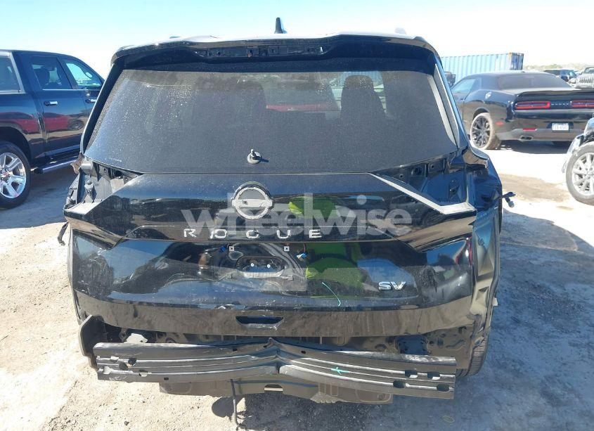 Photo 17 of 2023 Nissan Rogue SV FWD (VIN 5N1BT3BAXPC881009)