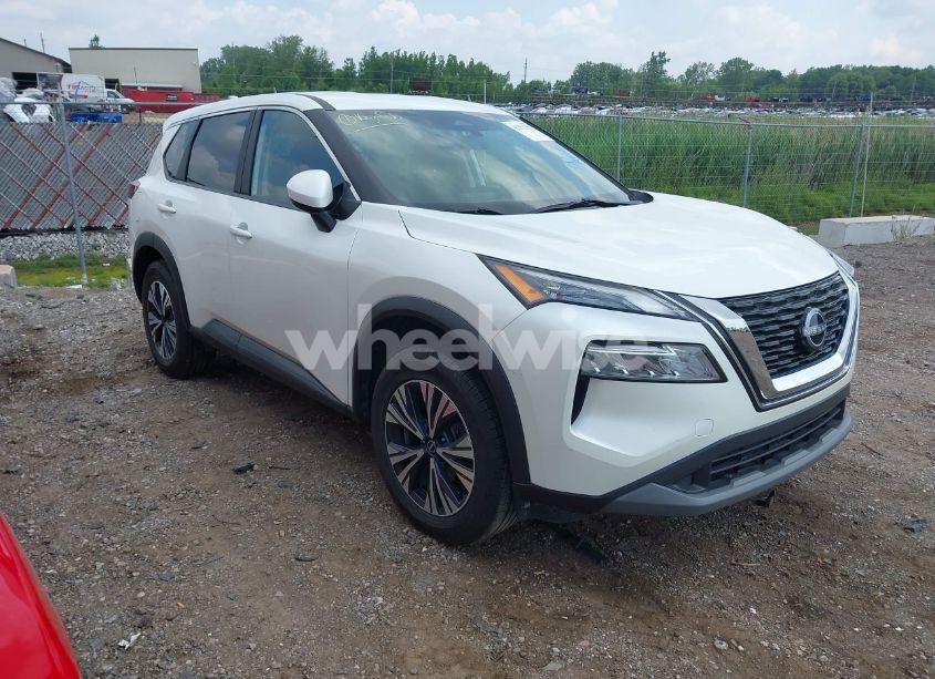 2023 Nissan Rogue SV FWD (VIN 5N1BT3BAXPC907091) main photo