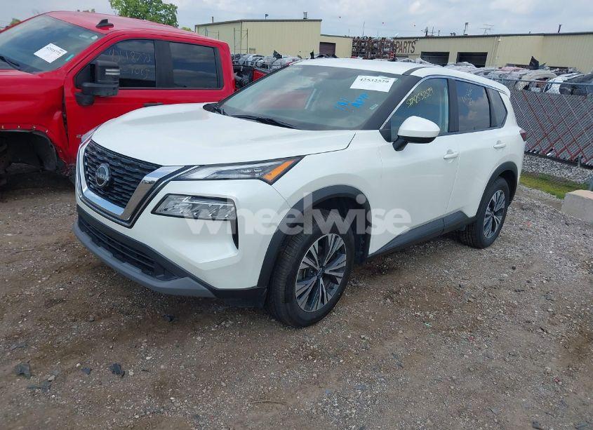 Photo 2 of 2023 Nissan Rogue SV FWD (VIN 5N1BT3BAXPC907091)