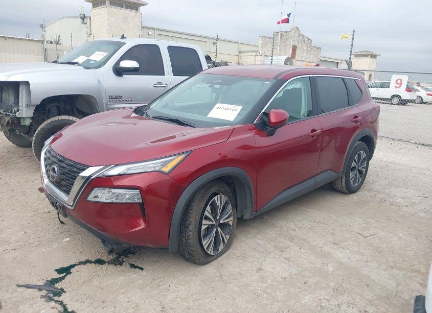 Photo 2 of 2023 Nissan Rogue SV FWD (VIN 5N1BT3BAXPC932749)