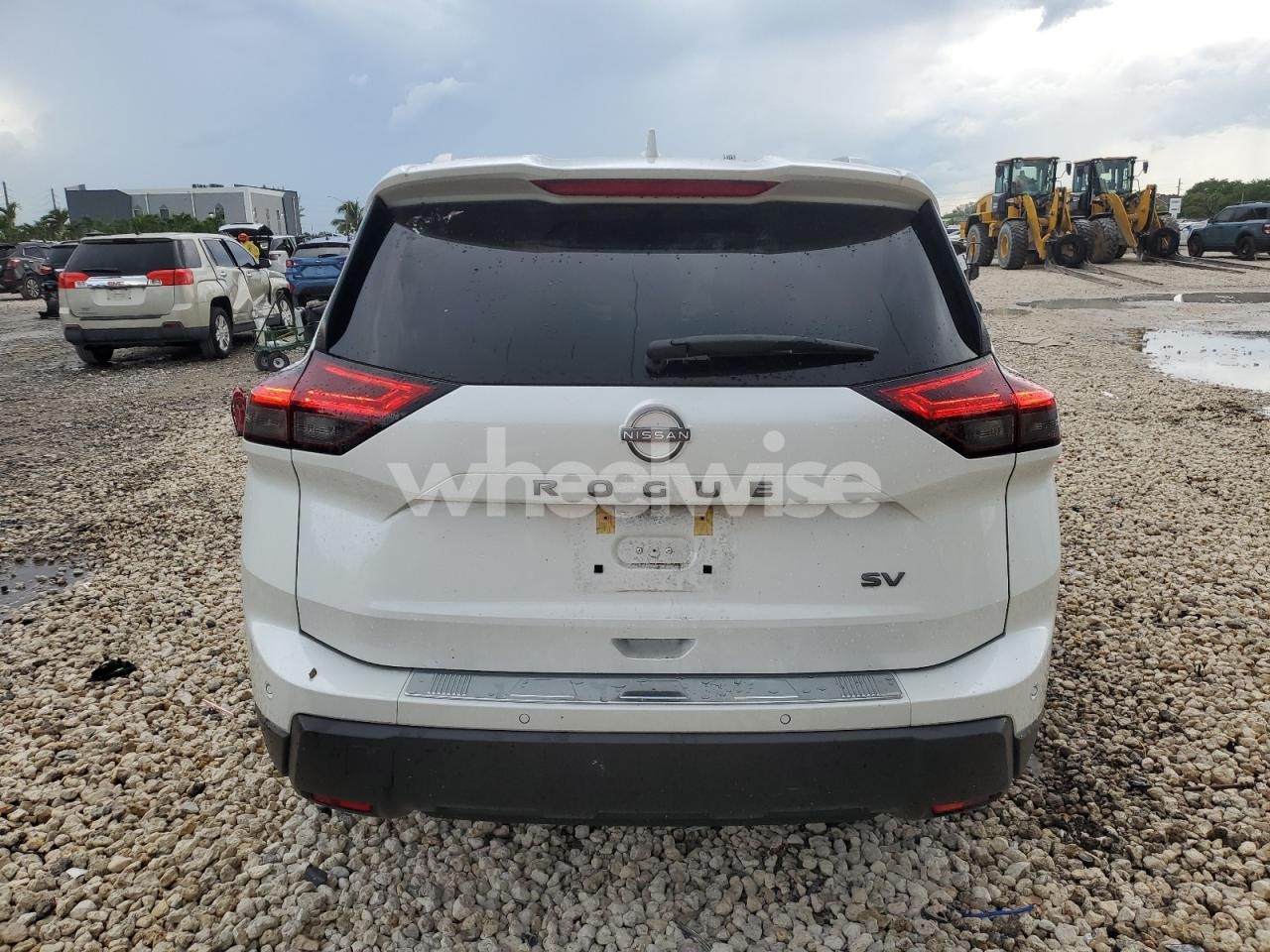 Photo 6 of 2024 NISSAN ROGUE SV (VIN 5N1BT3BAXRC722526)
